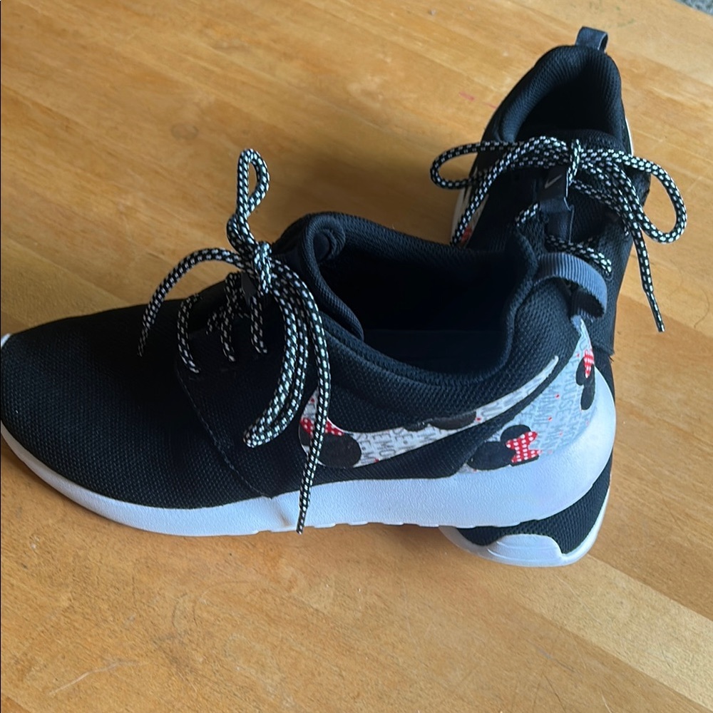 Nike Disney Black and White Sneakers with Patterned Laces and Disney accents